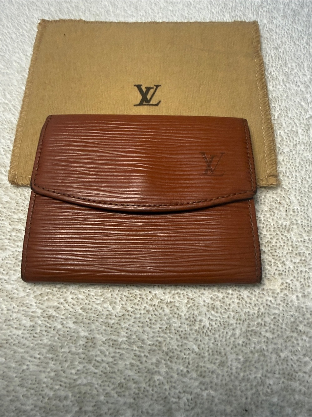 Louis Vuitton Brown Epi Leather Card & Coin Holder - Picture 2 of 13